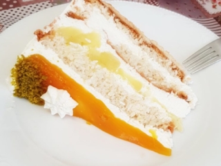 Kuchen aus der hauseigenen Nymphenburger Schlosskonditorei